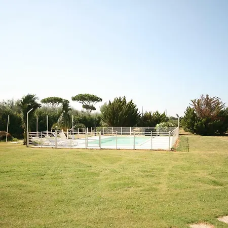 Due Casette Con Piscina *